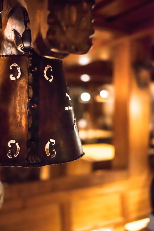 ホテルHessischer Hof Nauheim エクステリア 写真